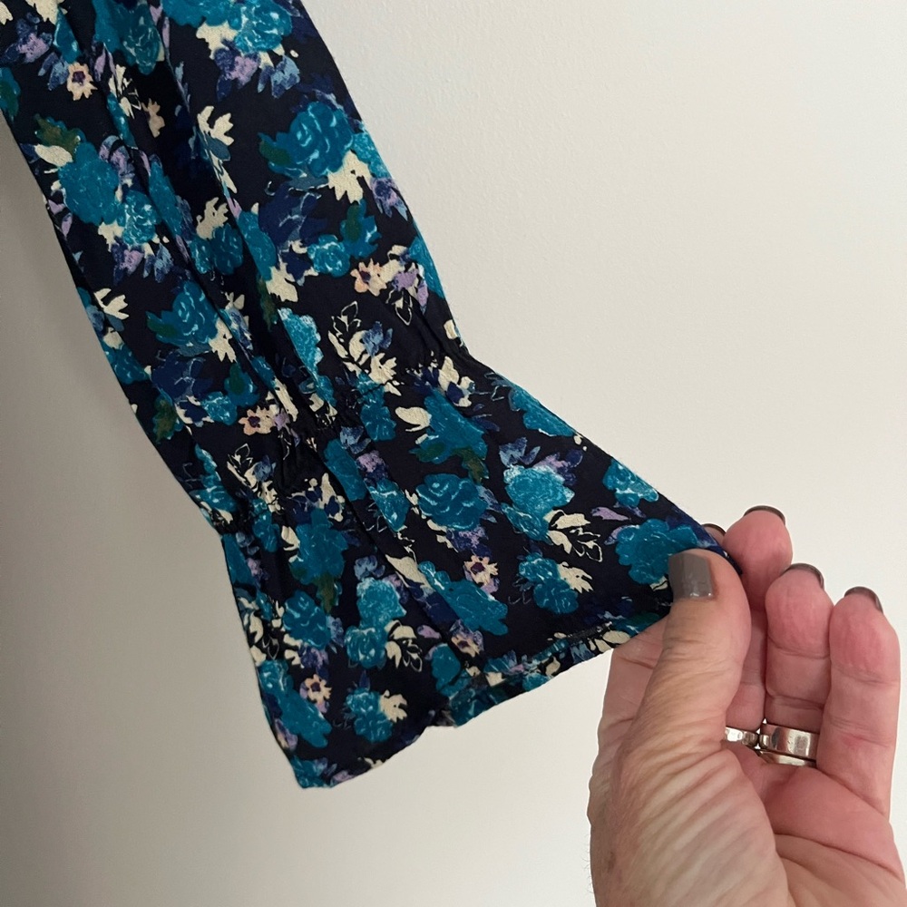 Zara pretty floral dress - Picture 4 of 13